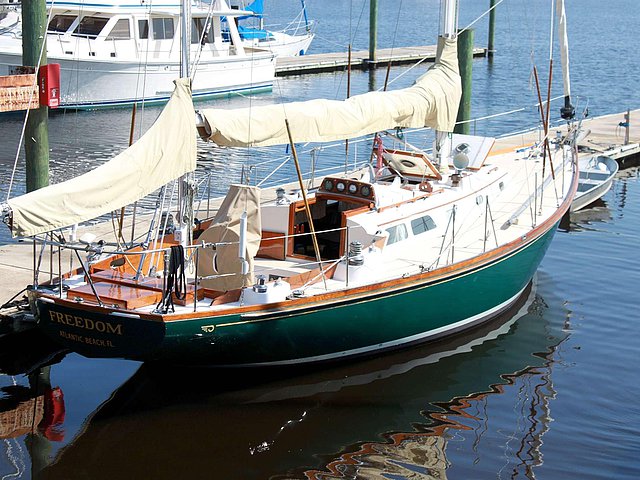 1970 Hinckley Bermuda 40 Mk Ii Yawl Photo