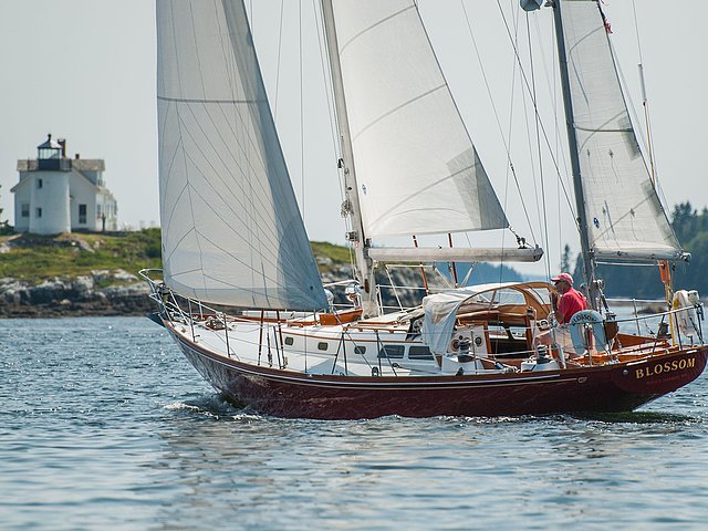 1972 Hinckley Bermuda 40 Mk Iii Yawl Photo