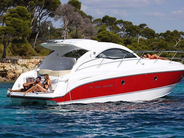 2008 Beneteau Monte Carlo 37 Photo