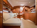 2011 Bavaria Motor Boats Sports 38 Ht Photo #8