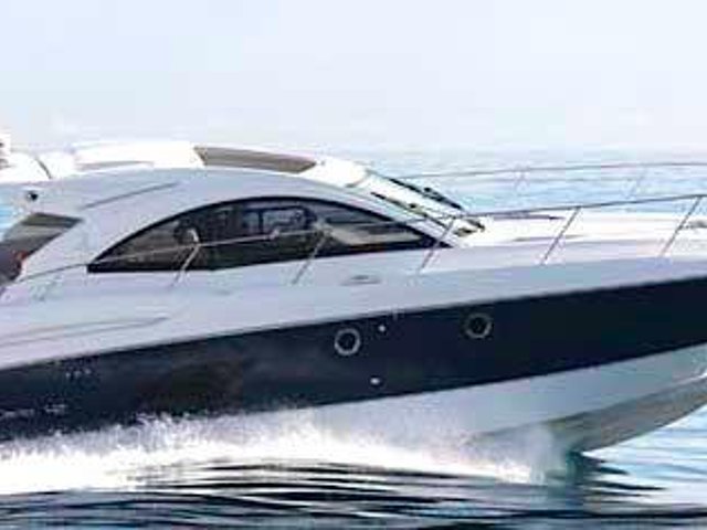 2011 Beneteau Monte Carlo 42 Photo