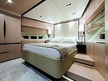 2015 Azimut Flybridge Photo #20