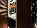 2015 Azimut Flybridge Photo #9