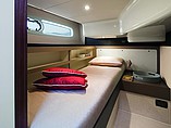 2015 Azimut Magellano Photo #15