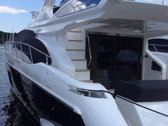 2015 Azimut Flybridge 60 Photo