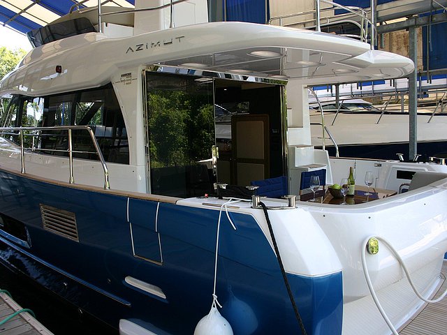 2015 Azimut Magellano 43 Photo