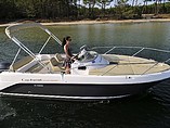 15 B2 Marine Cap Ferret 672 Sun Deck