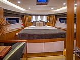 2015 Bavaria 420 Virtess Flybridge Photo #18