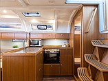 2015 Bavaria Cruiser 37 Photo #4