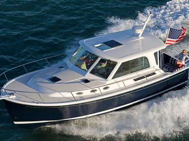 2015 Back Cove 37 Photo