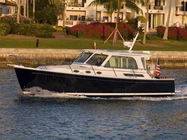 2015 Back Cove 37 Photo