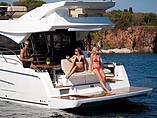 2015 Bavaria Motor Boats Virtess 420 Fly Photo #2