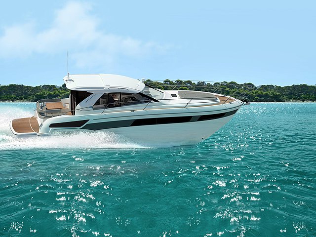 2015 Bavaria Sport 400 Coupe Photo