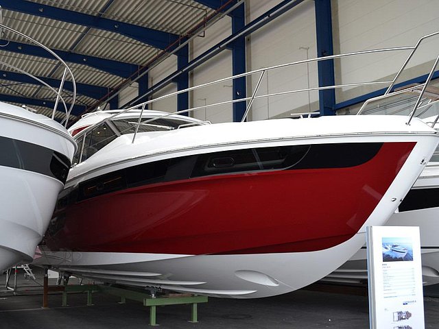 2015 Bavaria Sport 450 Ht Photo