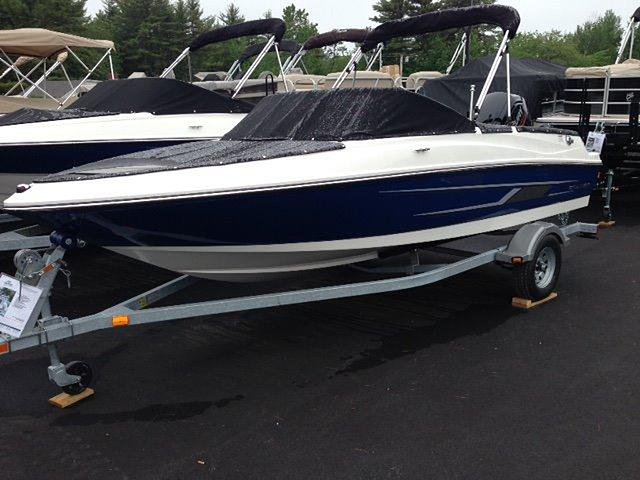 2015 Bayliner 170 Bowrider Photo