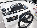 2015 Bayliner 195 Deck Boat Photo #7