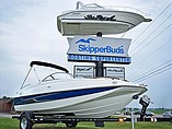 2015 Bayliner 195 Deck Boat Photo #4