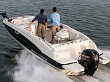 2015 Bayliner 210 Deck Boat Photo #3