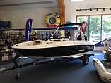 2015 Bayliner Element Xl Photo #11