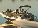 2015 Bayliner Element Xr7 Photo #3