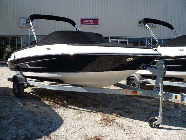 2015 Bayliner 175 Bowrider Photo