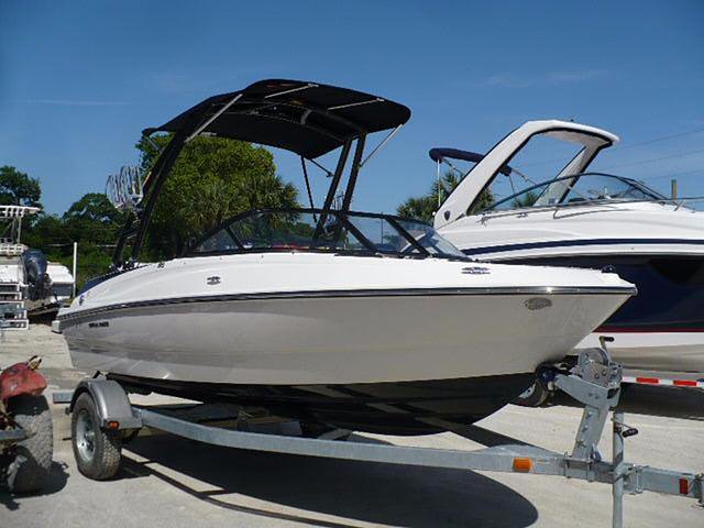 2015 Bayliner 185 Bowrider Photo