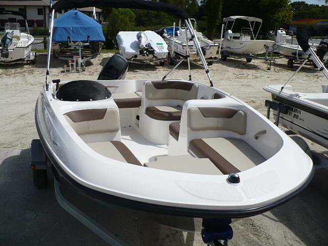 2015 Bayliner Element Photo