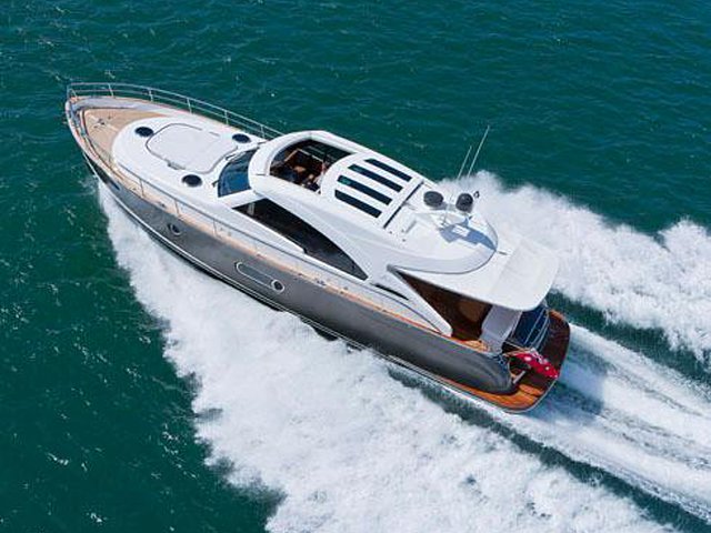 2015 Belize 52 Sedan Motor Yacht Photo