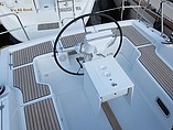 2015 Beneteau 37 Photo #5