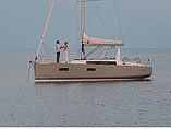 15 Beneteau 38