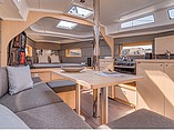2015 Beneteau 38 Photo #6
