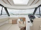 2015 Beneteau Antares 780 Photo #10