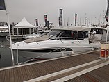 2015 Beneteau Antares 880 Photo #2