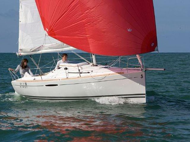 15 Beneteau First 20