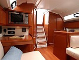2015 Beneteau Oceanis 37 Photo #8
