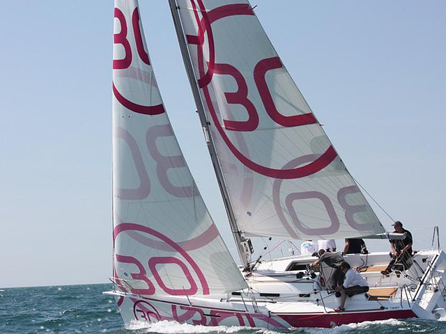2015 Beneteau First 30 Photo