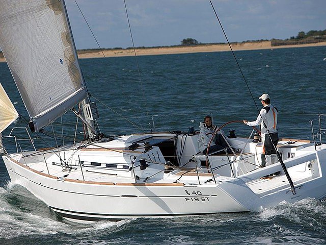2015 Beneteau First 40 Photo