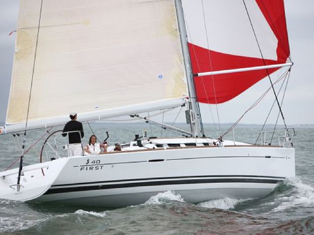 2015 Beneteau First 40 Photo