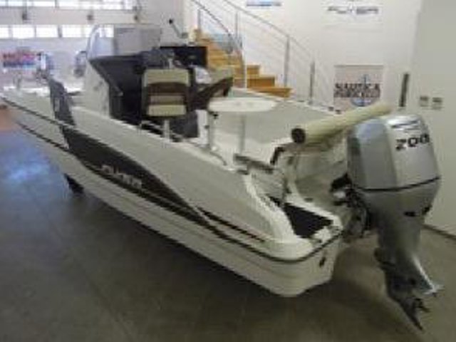 2015 Beneteau Flyer 6 Sun Deck Photo