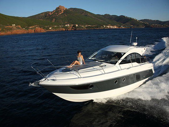 2015 Beneteau Gran Turismo 38 Photo