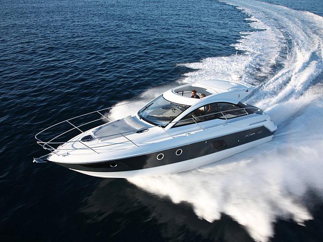 2015 Beneteau Gran Turismo 38 Photo