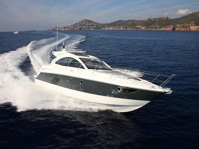 2015 Beneteau Gran Turismo 44 Photo