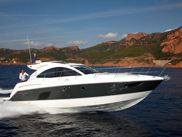 2015 Beneteau Gran Turismo 44 Photo