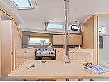 2015 Beneteau Oceanis 35 Photo #11