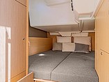 2015 Beneteau Oceanis 35 Photo #18