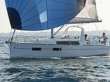 15 Beneteau Oceanis 35