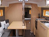 2015 Beneteau Oceanis 35 Photo #6