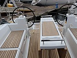 2015 Beneteau Oceanis 35 Photo #18
