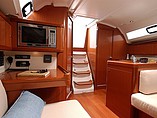 2015 Beneteau Oceanis 37 Photo #2