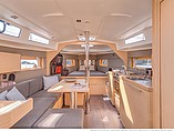 2015 Beneteau Oceanis 38 Photo #17